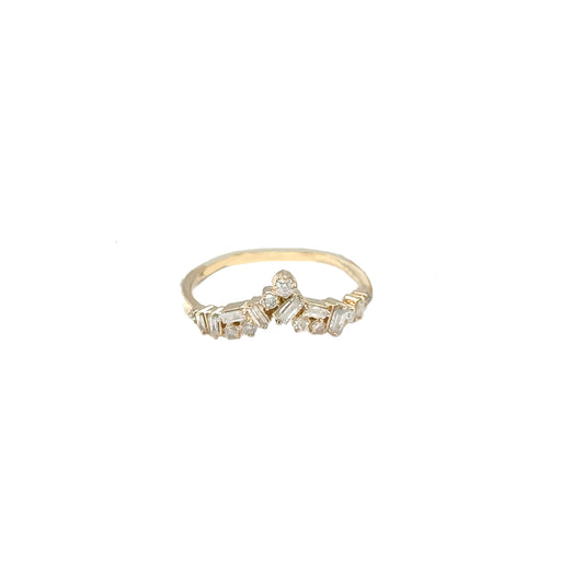 Multi-shape Diamond V Ring